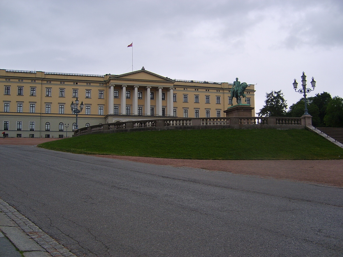 034 - královský palác v podvečer